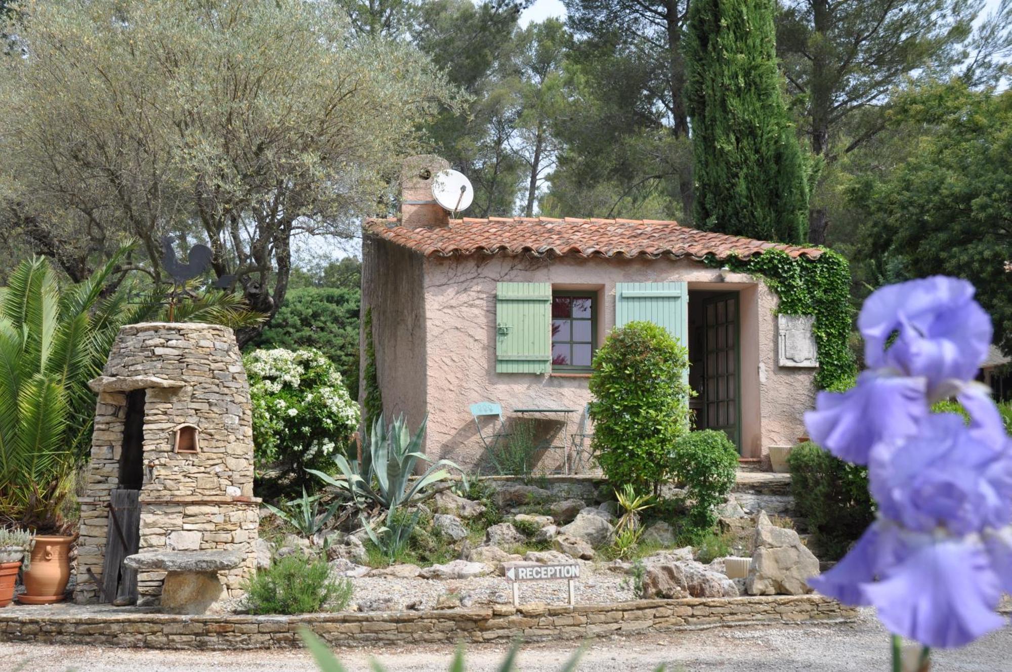 La Cigaliere Hotel Le Beausset Luaran gambar