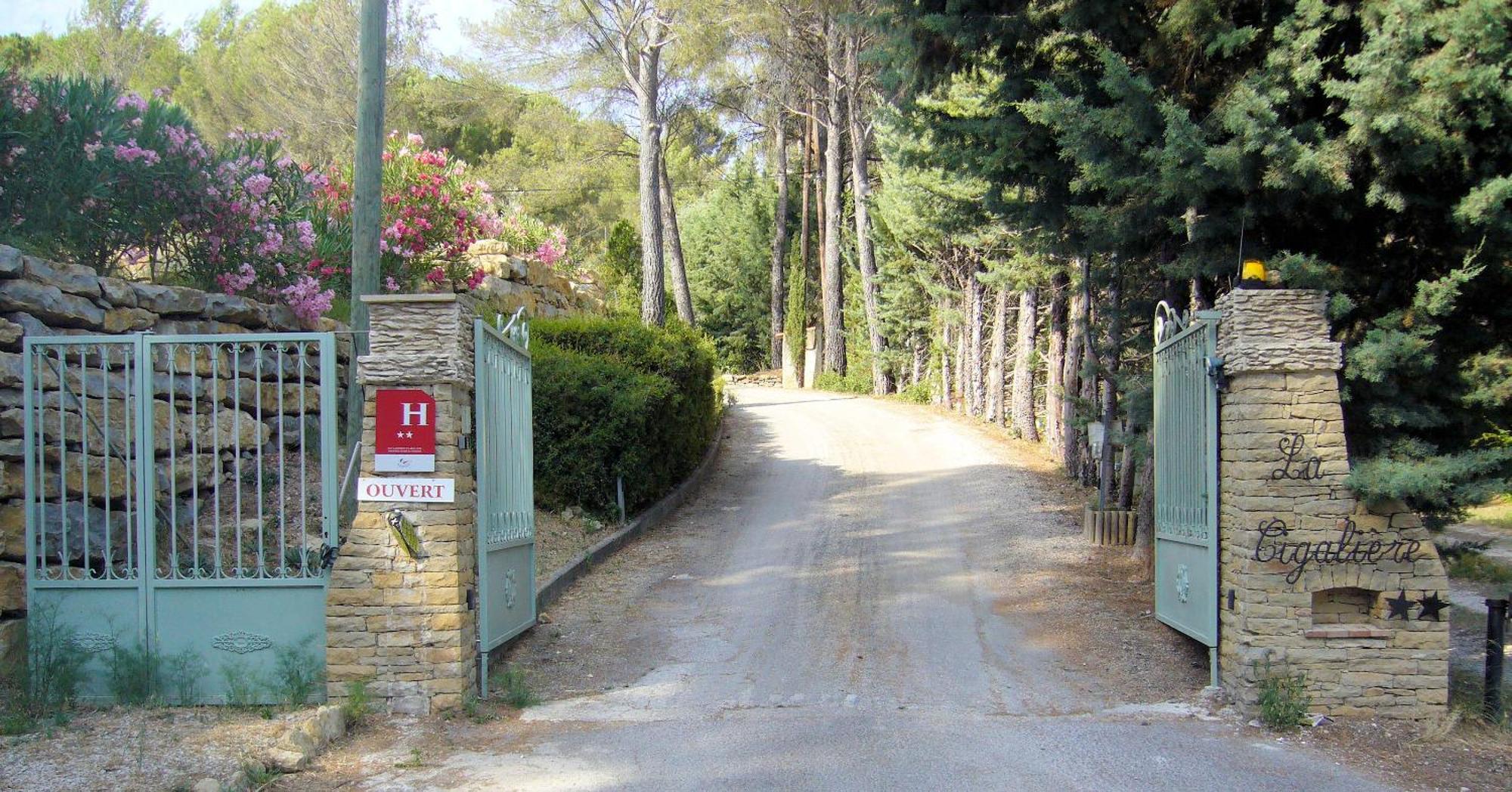 La Cigaliere Hotel Le Beausset Luaran gambar